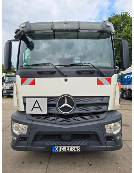 Mercedes-Benz Actros 2533 - Garbage truck - Caminhão de lixo: foto 4 Mercedes-Benz Actros 2533 - Garbage truck - Caminhão de lixo: foto 4