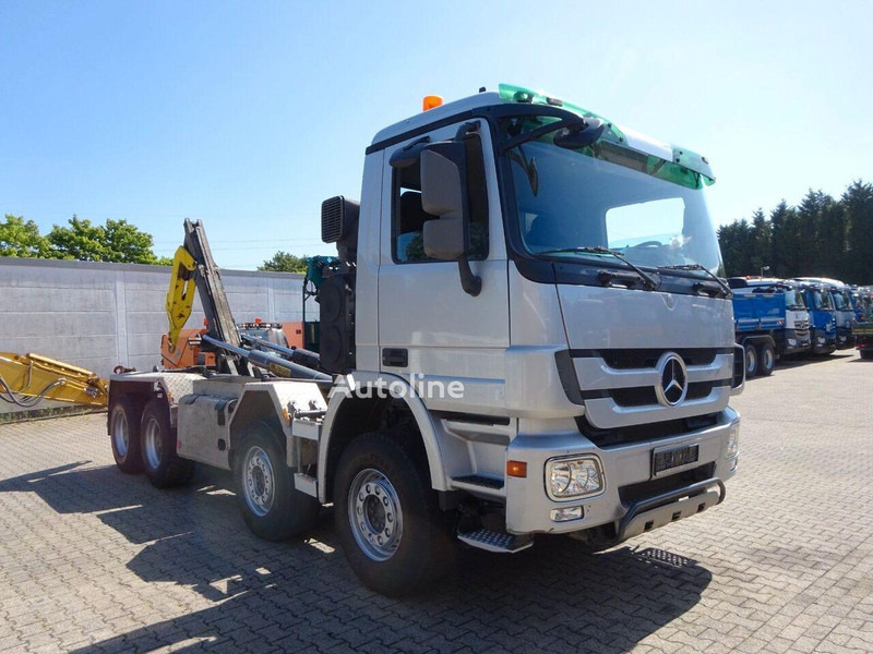 Mercedes-Benz Actros 3244 - Hook lift truck 8x4 - Camião polibenne, Camião grua: foto 2 Mercedes-Benz Actros 3244 - Hook lift truck 8x4 - Camião polibenne, Camião grua: foto 2