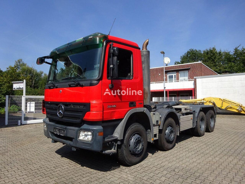 Mercedes-Benz Actros 3246 - Hook lift truck - Camião polibenne: foto 1 Mercedes-Benz Actros 3246 - Hook lift truck - Camião polibenne: foto 1