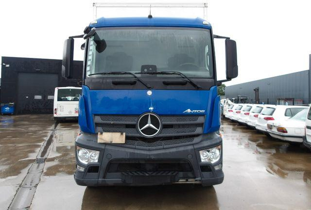 Mercedes-Benz Antos 2832 Koffer + tail lift 6x2 - Camião furgão: foto 3 Mercedes-Benz Antos 2832 Koffer + tail lift 6x2 - Camião furgão: foto 3
