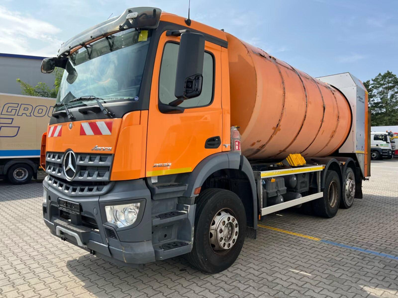 Mercedes-Benz Arocs 2533 - Caminhão de lixo: foto 1 Mercedes-Benz Arocs 2533 - Caminhão de lixo: foto 1
