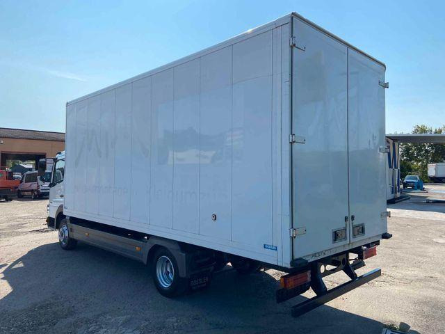 Mercedes-Benz Atego 816 - Camião furgão: foto 4 Mercedes-Benz Atego 816 - Camião furgão: foto 4