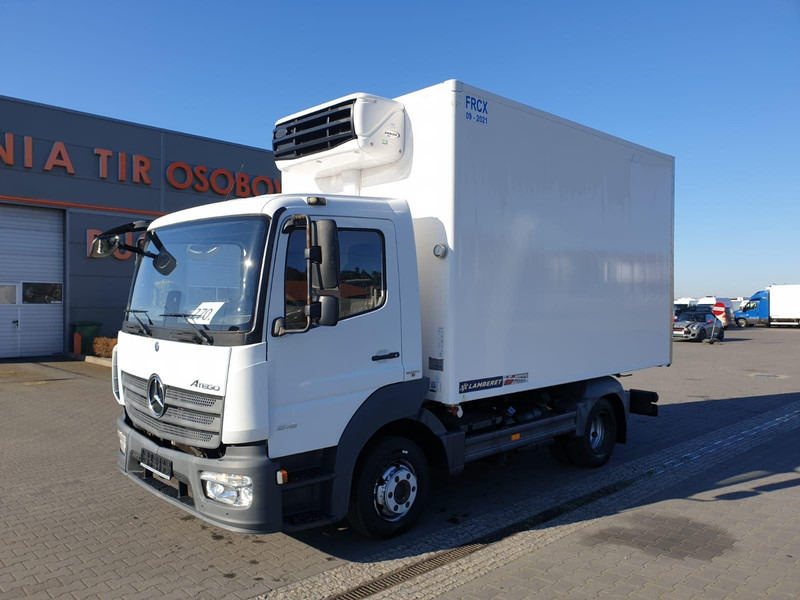 Mercedes-Benz Atego 816 EURO 6 HOOK REFRIGERATOR ROHRBAHNEN - Camião frigorífico: foto 2 Mercedes-Benz Atego 816 EURO 6 HOOK REFRIGERATOR ROHRBAHNEN - Camião frigorífico: foto 2