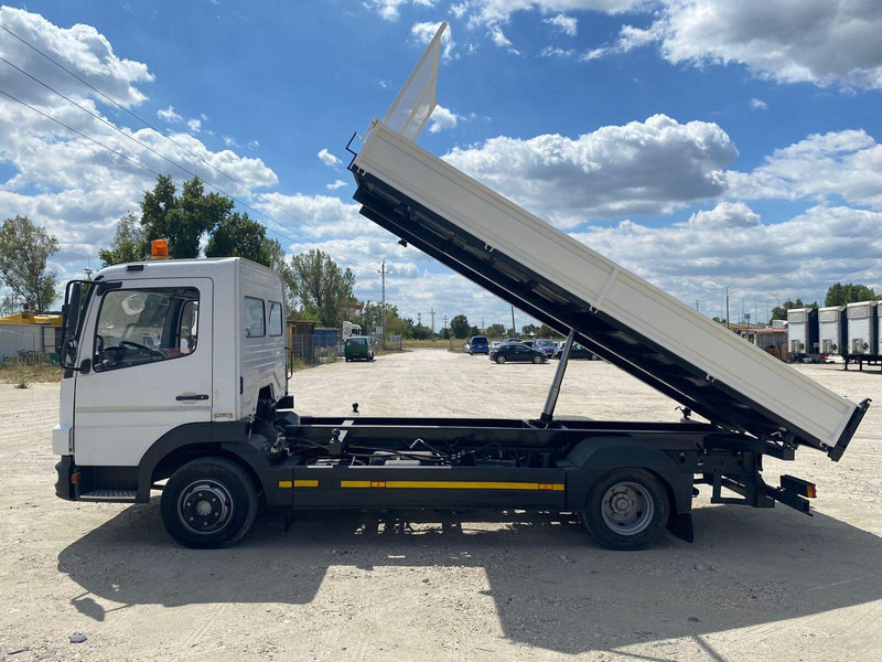 Mercedes-Benz Atego 818 - 3 sided tipper - Camião basculante: foto 5 Mercedes-Benz Atego 818 - 3 sided tipper - Camião basculante: foto 5