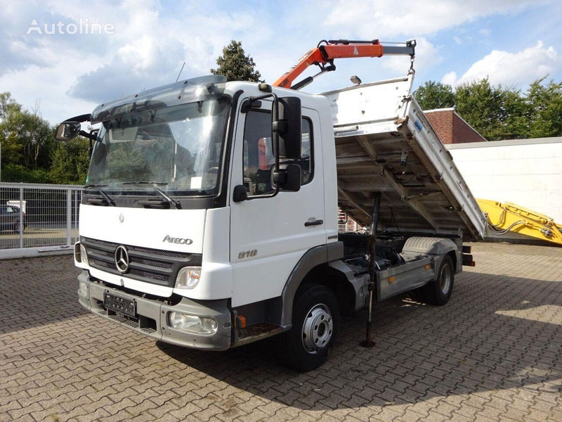Mercedes-Benz Atego 818 - 3 way tipper+crane - Camião basculante, Camião grua: foto 1 Mercedes-Benz Atego 818 - 3 way tipper+crane - Camião basculante, Camião grua: foto 1