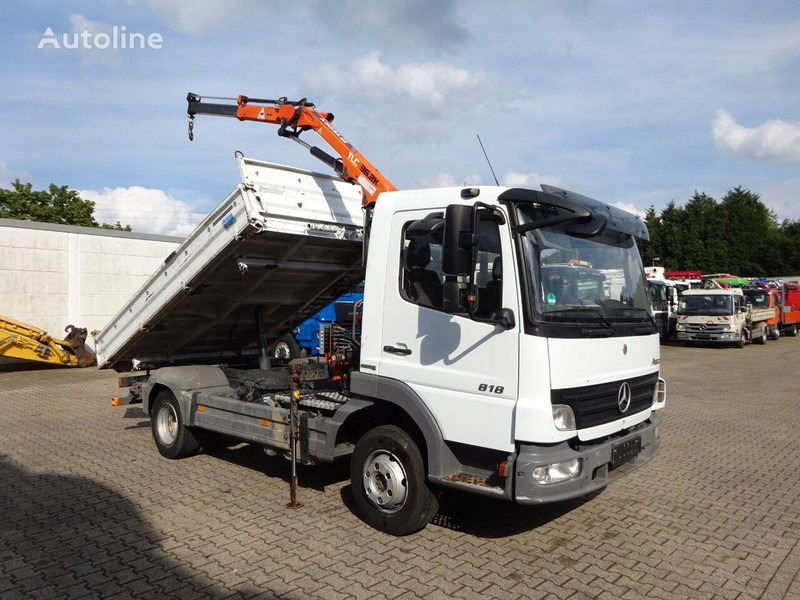 Camião basculante, Camião grua Mercedes-Benz Atego 818 - 3 way tipper+crane: foto 11 Camião basculante, Camião grua Mercedes-Benz Atego 818 - 3 way tipper+crane: foto 11