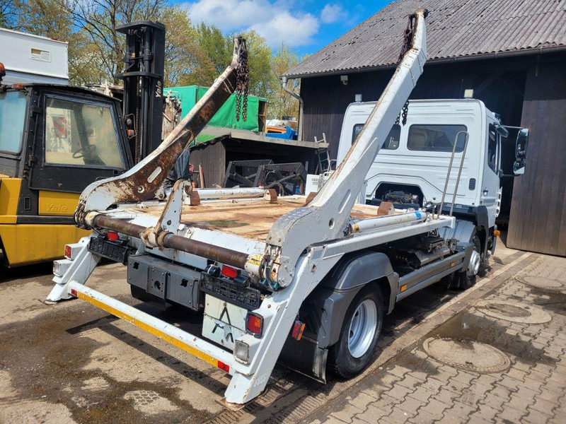 Mercedes-Benz Atego 818 Skip loader - Camião multibenne: foto 3 Mercedes-Benz Atego 818 Skip loader - Camião multibenne: foto 3