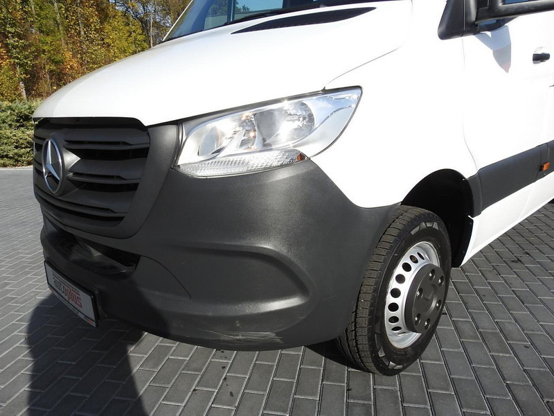 Carrinha de caixa aberta Mercedes-Benz SPRINTER 516 SKRZYNIA PODWÓJNA KABINA DOKA 6 MIEJSC TEMPOMAT KLI: foto 19