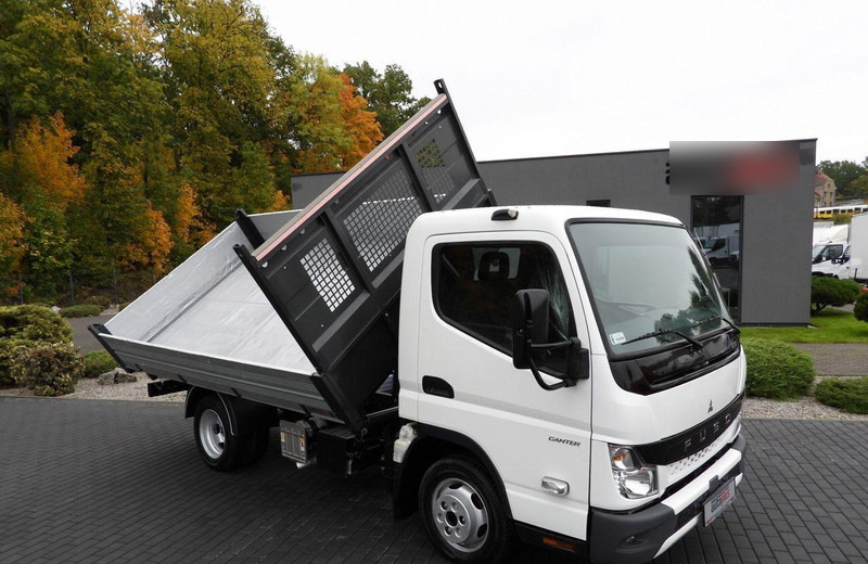 Mitsubishi CANTER FUSO 3C15 - Camião basculante: foto 1 Mitsubishi CANTER FUSO 3C15 - Camião basculante: foto 1