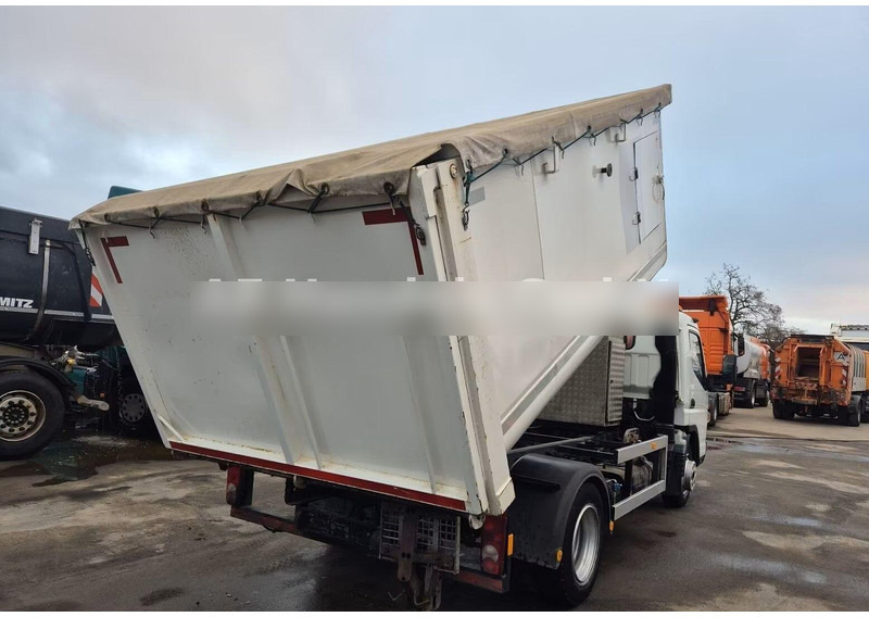 Mitsubishi Fuso Canter 7C18 - Tipper truck - Camião basculante: foto 3 Mitsubishi Fuso Canter 7C18 - Tipper truck - Camião basculante: foto 3