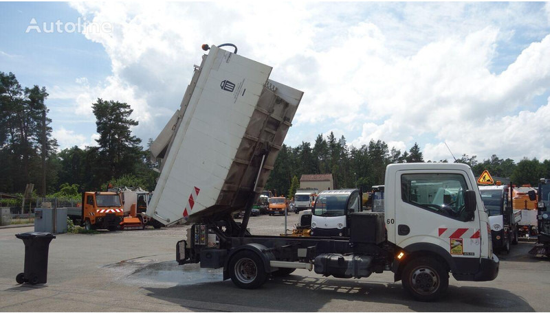 Nissan Cabstar 45.13 - Caminhão de lixo: foto 5 Nissan Cabstar 45.13 - Caminhão de lixo: foto 5