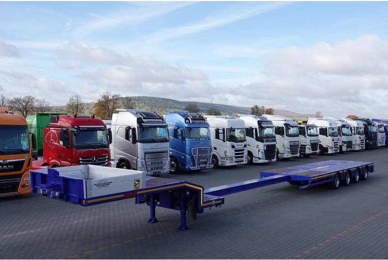 Nooteboom NISKOPODWOZIE / ROZCIĄGANA / 4 OSIOWA / OSIE SKRĘTNE / SAF - Semi-reboque baixa: foto 1 Nooteboom NISKOPODWOZIE / ROZCIĄGANA / 4 OSIOWA / OSIE SKRĘTNE / SAF - Semi-reboque baixa: foto 1