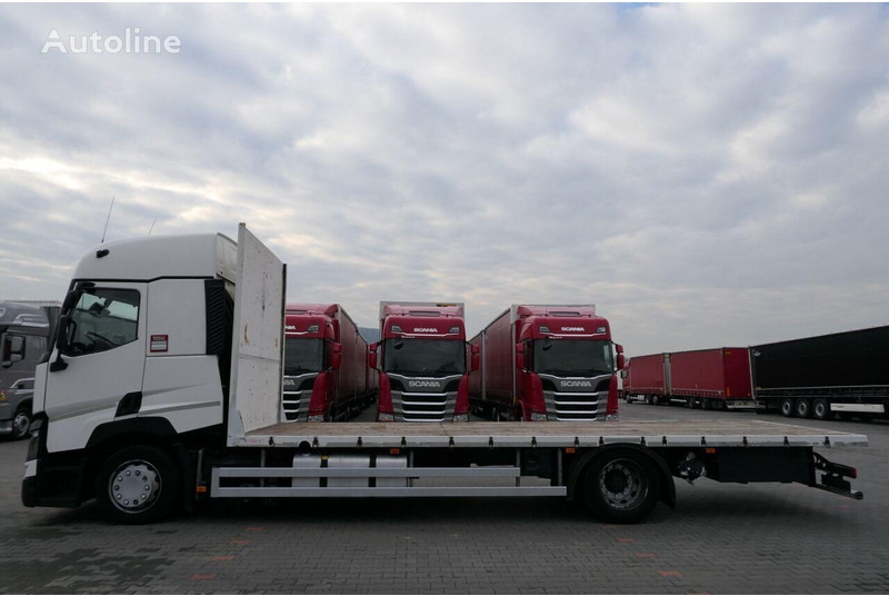 Renault T460 Platform 7,5 m - Camião de caixa aberta/ Plataforma: foto 2 Renault T460 Platform 7,5 m - Camião de caixa aberta/ Plataforma: foto 2