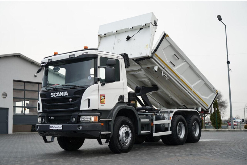 Scania P 410 / 6x4 / WYWROTKA DWU-STRONNA / HYDROBURTA / BOARDMATIC / - Camião basculante: foto 2 Scania P 410 / 6x4 / WYWROTKA DWU-STRONNA / HYDROBURTA / BOARDMATIC / - Camião basculante: foto 2