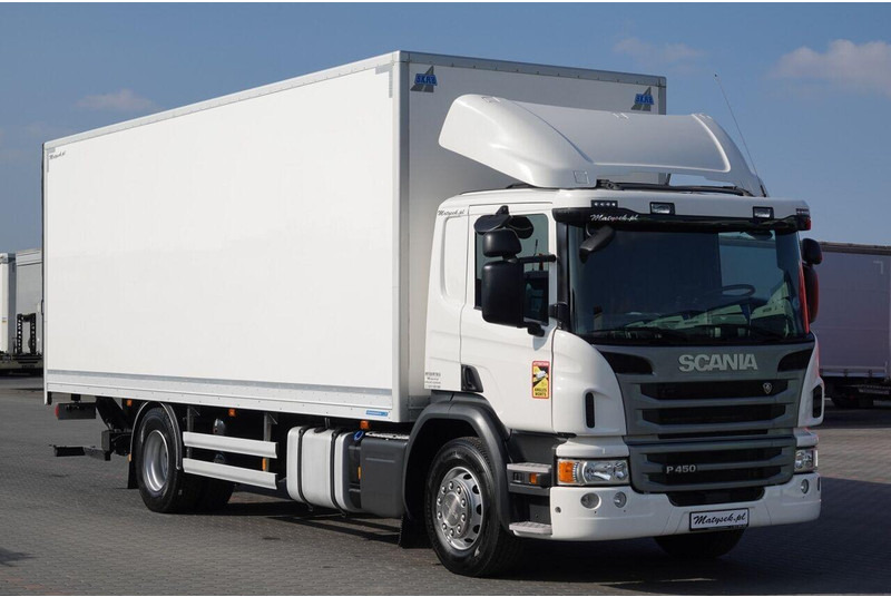 Scania P 450 / 4x2 / IZOTERMA / NIISKI PRZEBIEG 96 tys. km / WINDA ZA - Camião frigorífico: foto 2 Scania P 450 / 4x2 / IZOTERMA / NIISKI PRZEBIEG 96 tys. km / WINDA ZA - Camião frigorífico: foto 2
