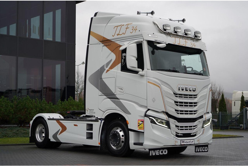 Iveco S-WAY / 530 / RETARDER / I-PARK COOL / FULL AIRMATIC / OPONY 10 - Tractor: foto 1 Iveco S-WAY / 530 / RETARDER / I-PARK COOL / FULL AIRMATIC / OPONY 10 - Tractor: foto 1