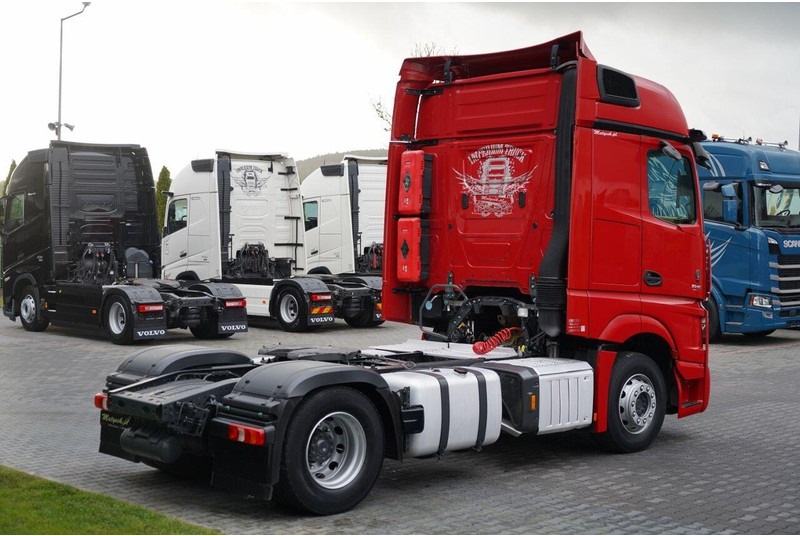 Tractor Mercedes-Benz ACTROS 1845: foto 10 Tractor Mercedes-Benz ACTROS 1845: foto 10