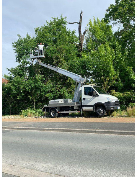 Iveco Lifting basket 16 m - Veículo comercial: foto 3 Iveco Lifting basket 16 m - Veículo comercial: foto 3