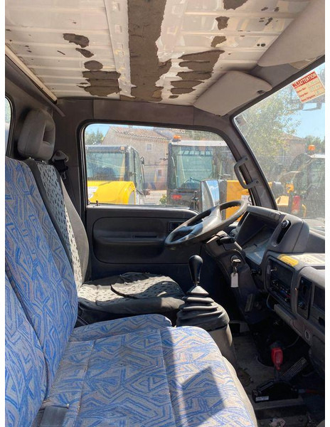 Nissan Cabstar Lifting basket 22 m - Veículo comercial: foto 3 Nissan Cabstar Lifting basket 22 m - Veículo comercial: foto 3