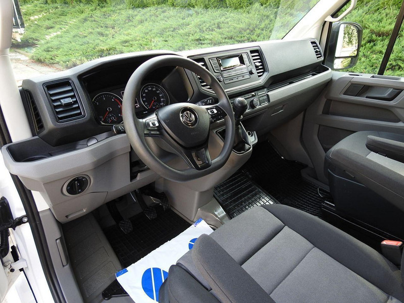 Volkswagen CRAFTER PLANDEKA 10 PALET WEBASTO TEMPOMAT KLIMATYZACJA LEDY 18 - Camião furgão: foto 2 Volkswagen CRAFTER PLANDEKA 10 PALET WEBASTO TEMPOMAT KLIMATYZACJA LEDY 18 - Camião furgão: foto 2