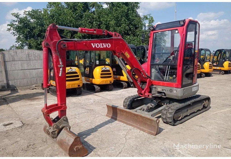 Volvo ECR 38 - Mini escavadeira: foto 1 Volvo ECR 38 - Mini escavadeira: foto 1