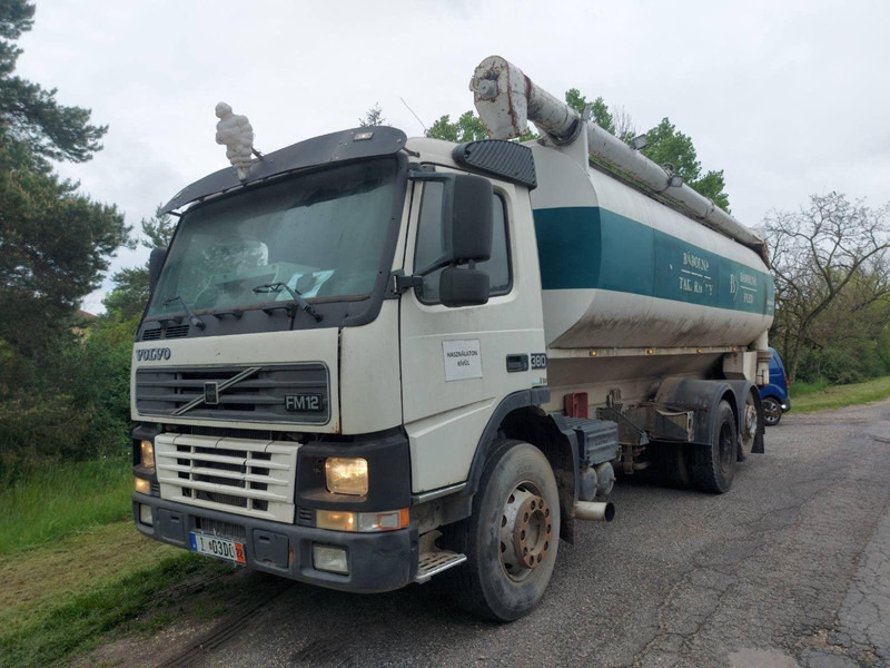Volvo FM 12.380. - Caminhão tanque: foto 1 Volvo FM 12.380. - Caminhão tanque: foto 1