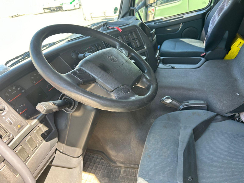 Volvo FM330 Kran Hiab 113K Pro Euro 5+EEV.2x Ger - Camião de caixa aberta/ Plataforma, Camião grua: foto 5 Volvo FM330 Kran Hiab 113K Pro Euro 5+EEV.2x Ger - Camião de caixa aberta/ Plataforma, Camião grua: foto 5