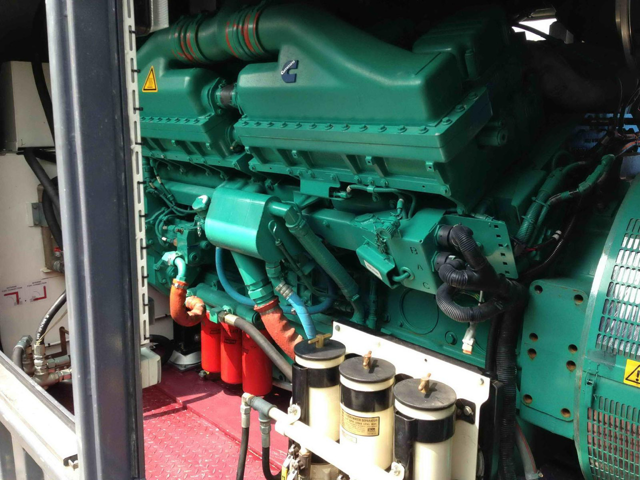 Cummins Generator 1000 KW 1250 KVA powerd by QSK45-G4 Engine - Gerador elétrico: foto 4 Cummins Generator 1000 KW 1250 KVA powerd by QSK45-G4 Engine - Gerador elétrico: foto 4