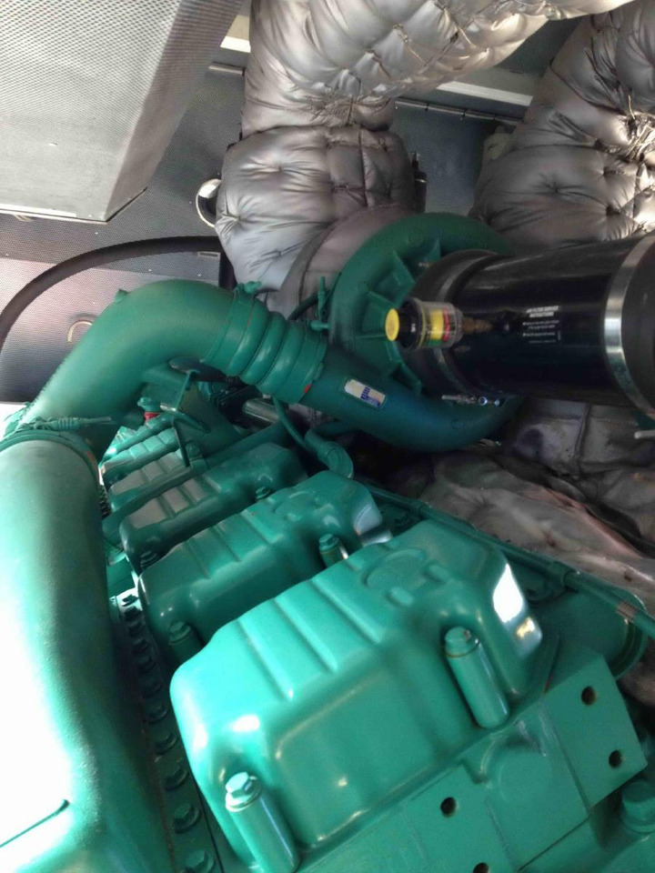 Gerador elétrico Cummins Generator 1000 KW 1250 KVA powerd by QSK45-G4 Engine: foto 8