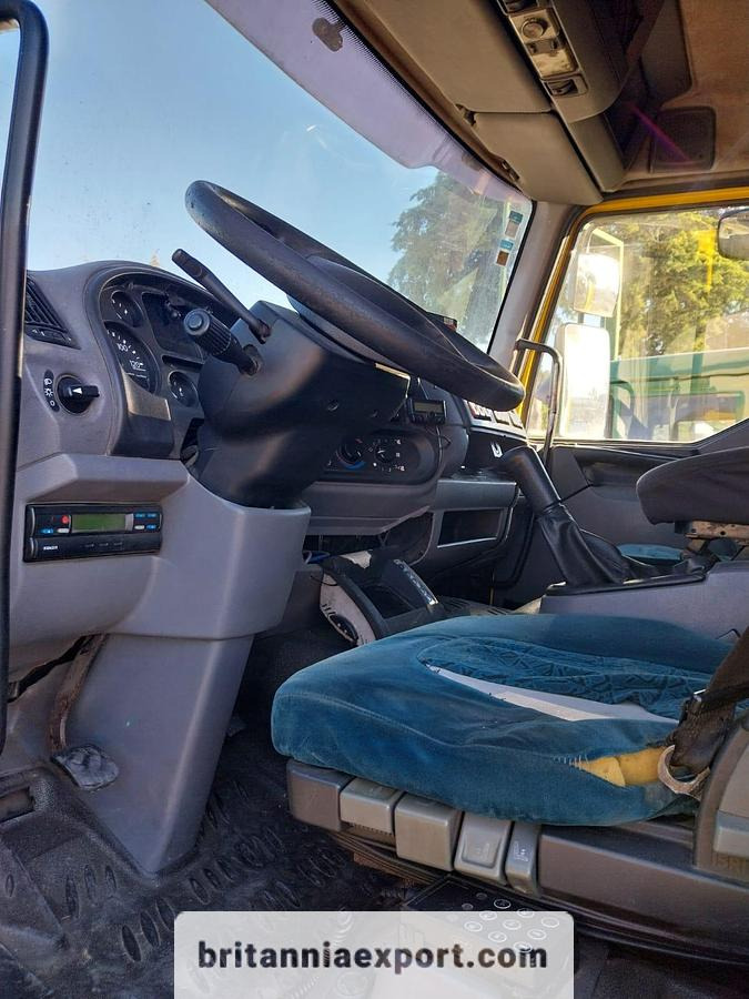 DAF LF 55 180 | Euro 3 | 15 Ton | On springs | - Caminhão de lixo: foto 2 DAF LF 55 180 | Euro 3 | 15 Ton | On springs | - Caminhão de lixo: foto 2