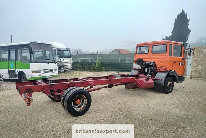 RENAULT Midliner S120 Turbo | Perkins 3.9 diesel engine | ZF manual - Camião chassi: foto 5 RENAULT Midliner S120 Turbo | Perkins 3.9 diesel engine | ZF manual - Camião chassi: foto 5