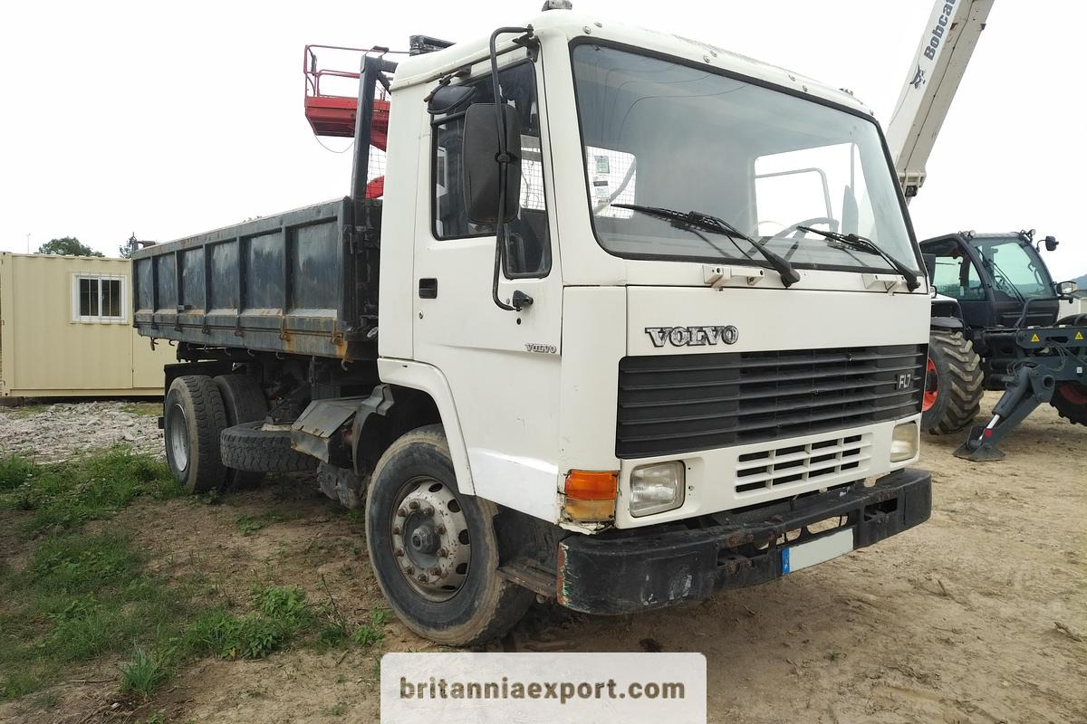 VOLVO FL7 260 HP 6 Cylinder | 19 Ton 3-Way Tipper Truck - Camião basculante: foto 3 VOLVO FL7 260 HP 6 Cylinder | 19 Ton 3-Way Tipper Truck - Camião basculante: foto 3