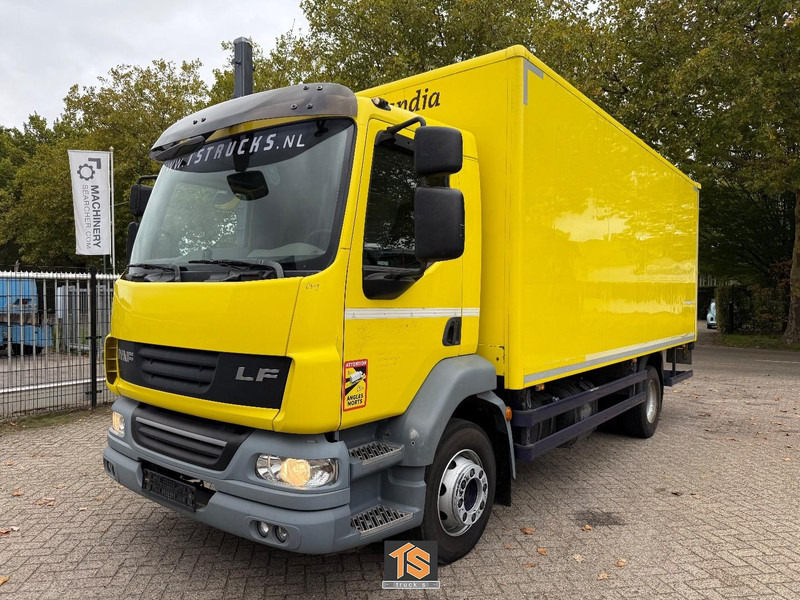DAF FA LF55 220 - EURO 5 EEV - 12 TON - LADEBORDWAND - APK 08/2026 - BELGIUM TOP TRUCK - Camião furgão: foto 1 DAF FA LF55 220 - EURO 5 EEV - 12 TON - LADEBORDWAND - APK 08/2026 - BELGIUM TOP TRUCK - Camião furgão: foto 1