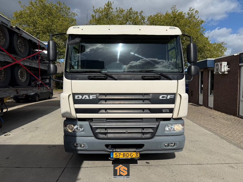 DAF FAN CF 75.250 - NL TOP TRUCK - Caminhão de lixo: foto 2 DAF FAN CF 75.250 - NL TOP TRUCK - Caminhão de lixo: foto 2