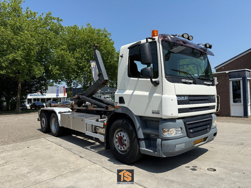 DAF FAN CF 85 360 - AUTOMATIC - HOOK - NL TOP TRUCK - Camião polibenne: foto 3 DAF FAN CF 85 360 - AUTOMATIC - HOOK - NL TOP TRUCK - Camião polibenne: foto 3