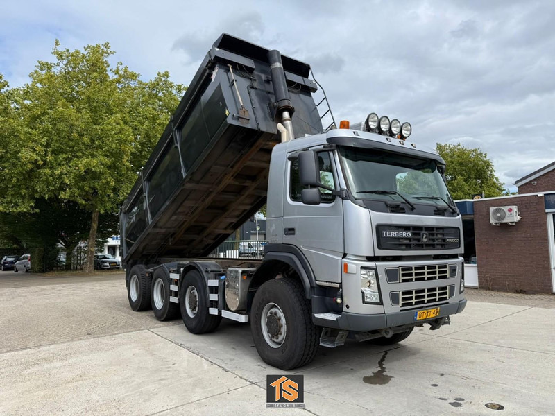 Terberg FM2000-T 8X8 - EURO 5 - AUTOMATIC - KIPPER/TIPPER - NL TRUCK - ISOLATED HARDOX - TOP! - Camião basculante: foto 3 Terberg FM2000-T 8X8 - EURO 5 - AUTOMATIC - KIPPER/TIPPER - NL TRUCK - ISOLATED HARDOX - TOP! - Camião basculante: foto 3