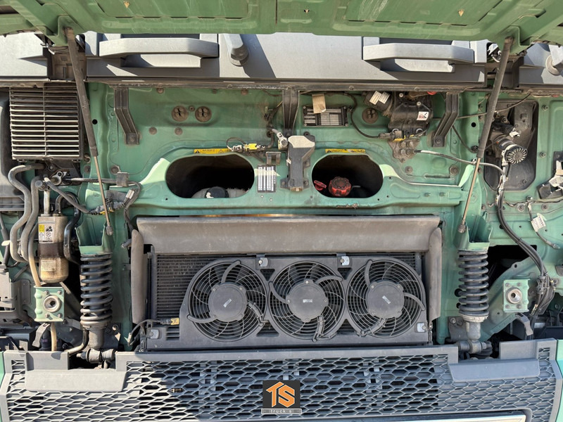 Volvo FH 460 - 2 TANKS - NL TOP TRUCK - TUV 9/25 - Tractor: foto 4 Volvo FH 460 - 2 TANKS - NL TOP TRUCK - TUV 9/25 - Tractor: foto 4