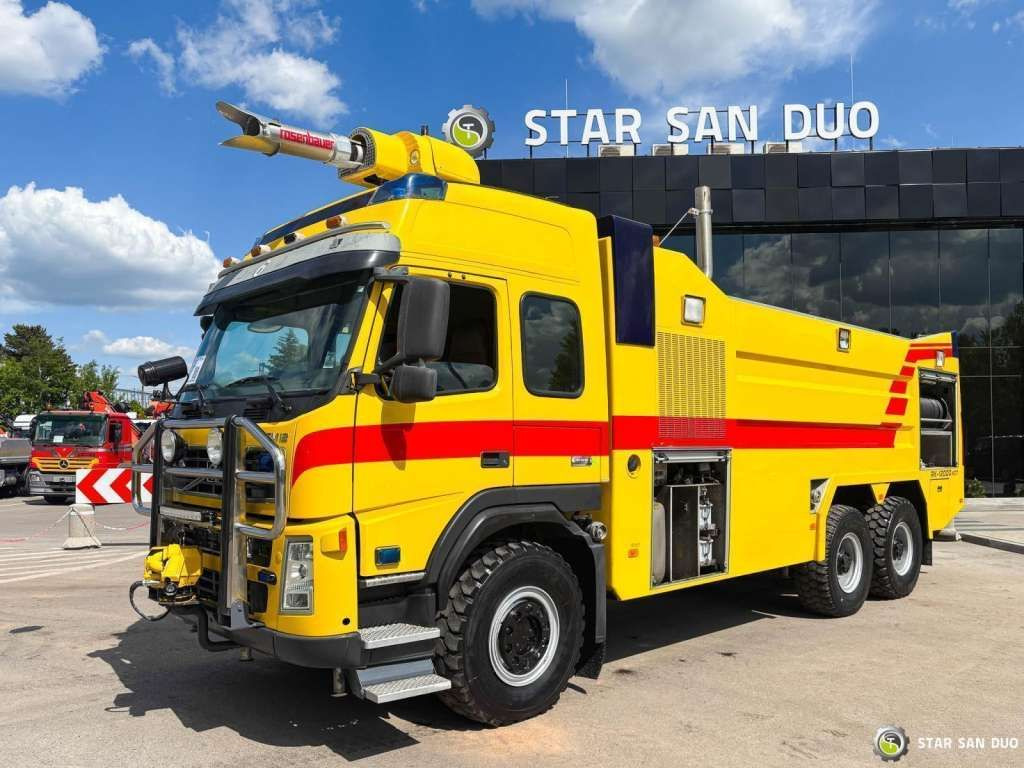 Volvo FM 460 6x6 Rosenbauer Fire Truck LSP Water Tank - Camião: foto 1 Volvo FM 460 6x6 Rosenbauer Fire Truck LSP Water Tank - Camião: foto 1