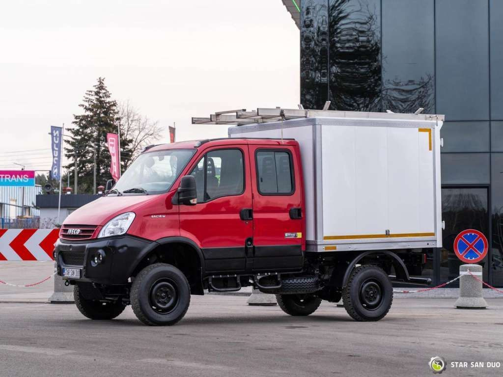 Iveco DAILY 4X4 OFFROAD CAMPER BOX DOKA Iveco DAILY 4X4 OFFROAD CAMPER BOX DOKA - Camião chassi: foto 5 Iveco DAILY 4X4 OFFROAD CAMPER BOX DOKA Iveco DAILY 4X4 OFFROAD CAMPER BOX DOKA - Camião chassi: foto 5