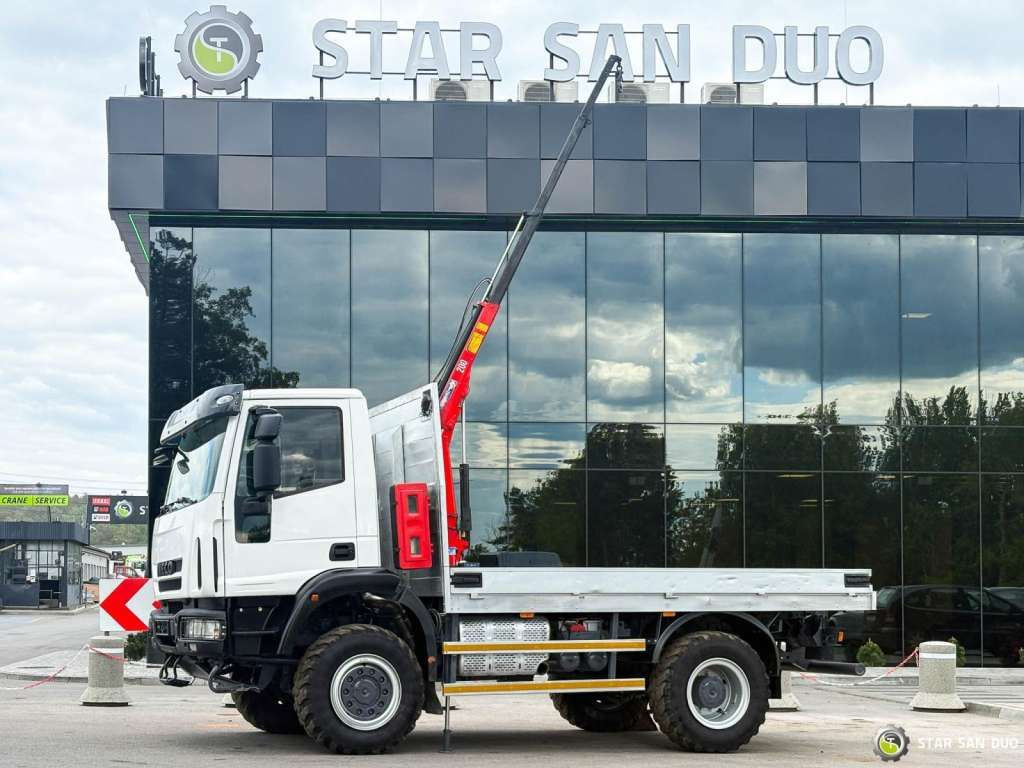 Iveco Eurocargo 4x4 HMF 202 Euro 6 mileage: 76,000 k - Camião grua: foto 1 Iveco Eurocargo 4x4 HMF 202 Euro 6 mileage: 76,000 k - Camião grua: foto 1