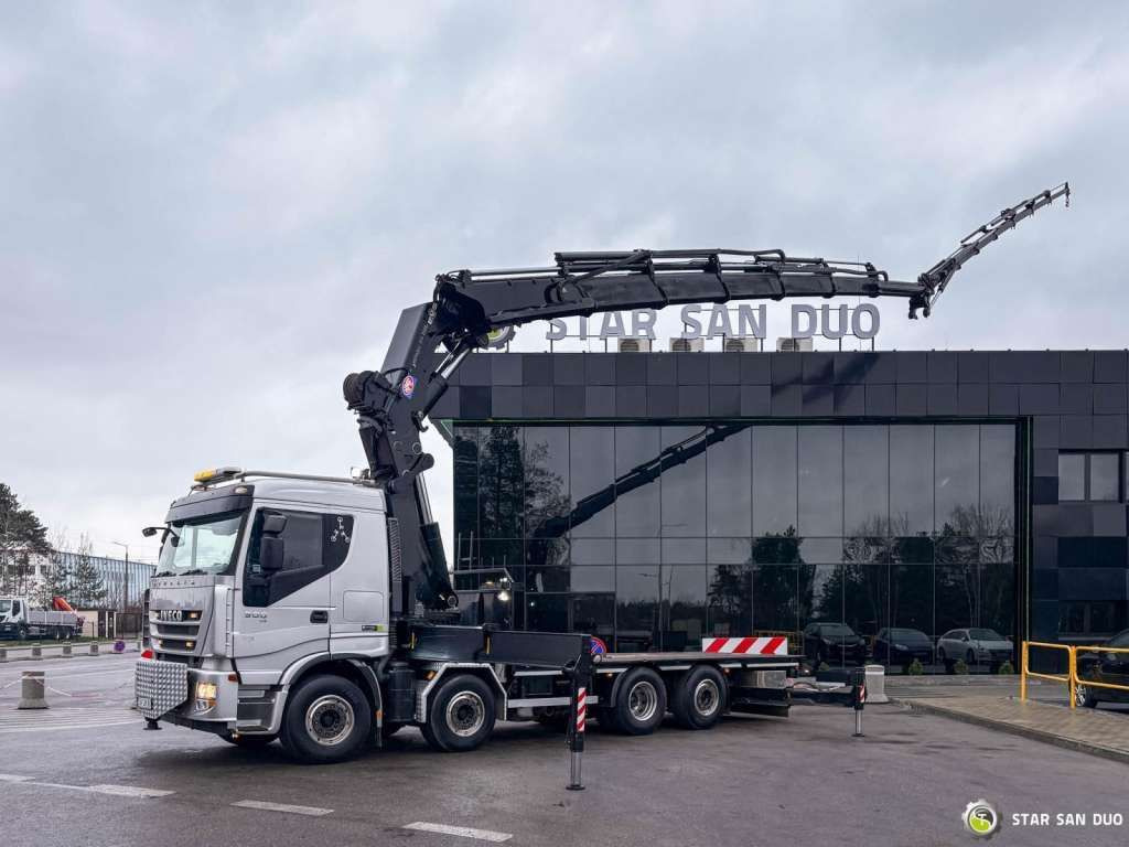 Iveco STRALIS AS320S50Y 8x2 HMF 8520-0K6 FLY JIB Winc - Camião grua: foto 3 Iveco STRALIS AS320S50Y 8x2 HMF 8520-0K6 FLY JIB Winc - Camião grua: foto 3