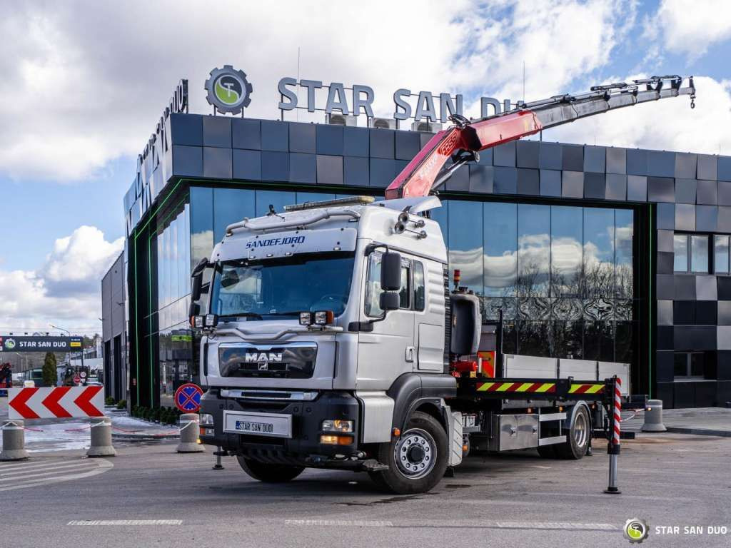 MAN TGA 18.350 4x4 Fassi F235 Crane Kran - Camião grua: foto 3 MAN TGA 18.350 4x4 Fassi F235 Crane Kran - Camião grua: foto 3