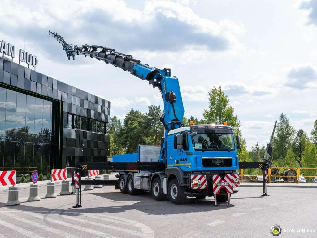MAN TGA 35.480 8x4 H PALFINGER PK 150002 Crane Winc - Camião grua: foto 4 MAN TGA 35.480 8x4 H PALFINGER PK 150002 Crane Winc - Camião grua: foto 4