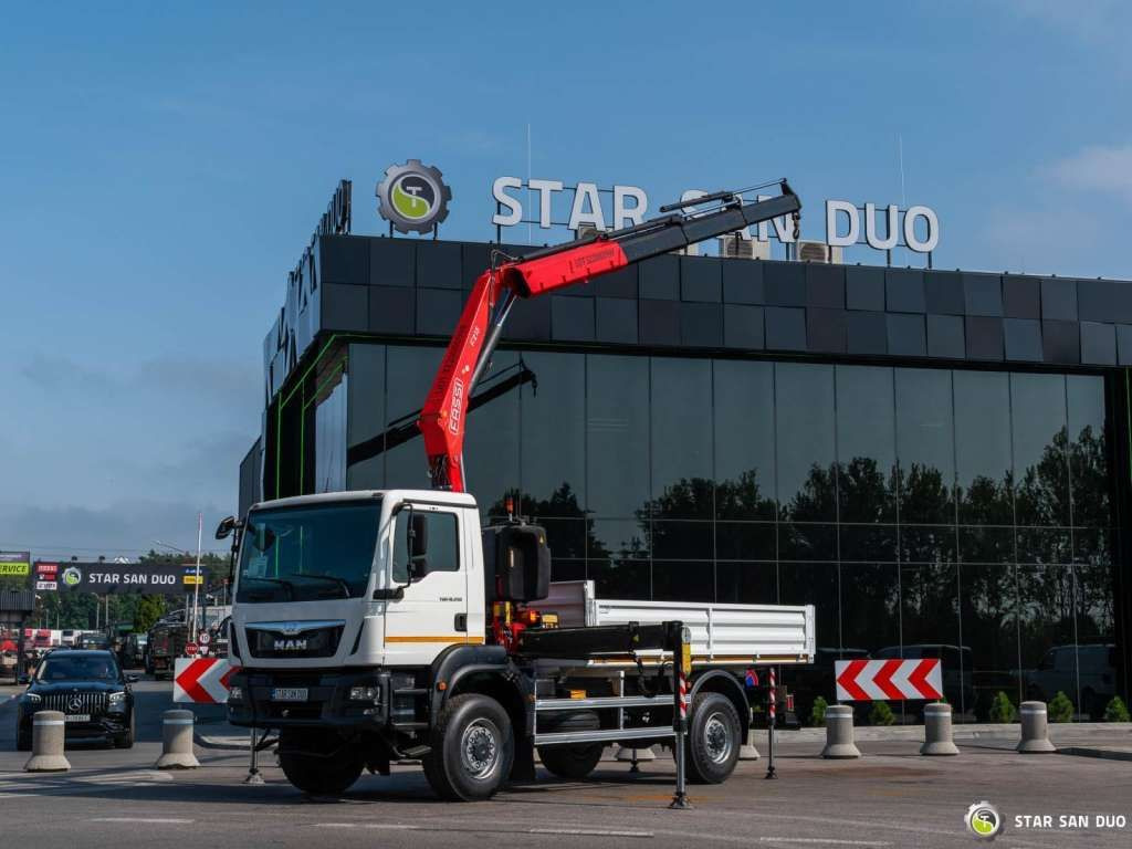 MAN TGM 18.250 4x4 Fassi F215A.0.23 Active HDS Cran - Camião grua: foto 5 MAN TGM 18.250 4x4 Fassi F215A.0.23 Active HDS Cran - Camião grua: foto 5