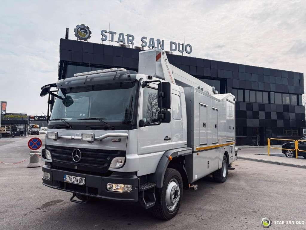 Caminhão com plataforma aérea novo Mercedes-Benz 1529 4x4 Atego Lift Palfinger Wumag WT 230: foto 8 Caminhão com plataforma aérea novo Mercedes-Benz 1529 4x4 Atego Lift Palfinger Wumag WT 230: foto 8