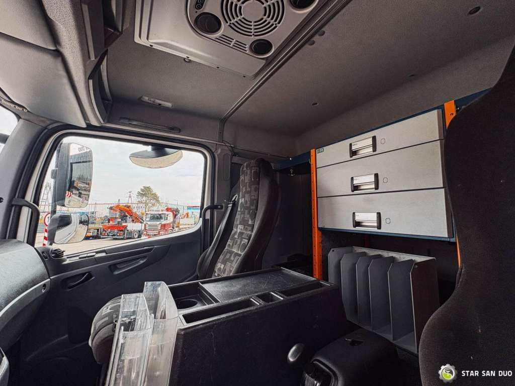 Caminhão com plataforma aérea novo Mercedes-Benz 1529 4x4 Atego Lift Palfinger Wumag WT 230: foto 22 Caminhão com plataforma aérea novo Mercedes-Benz 1529 4x4 Atego Lift Palfinger Wumag WT 230: foto 22