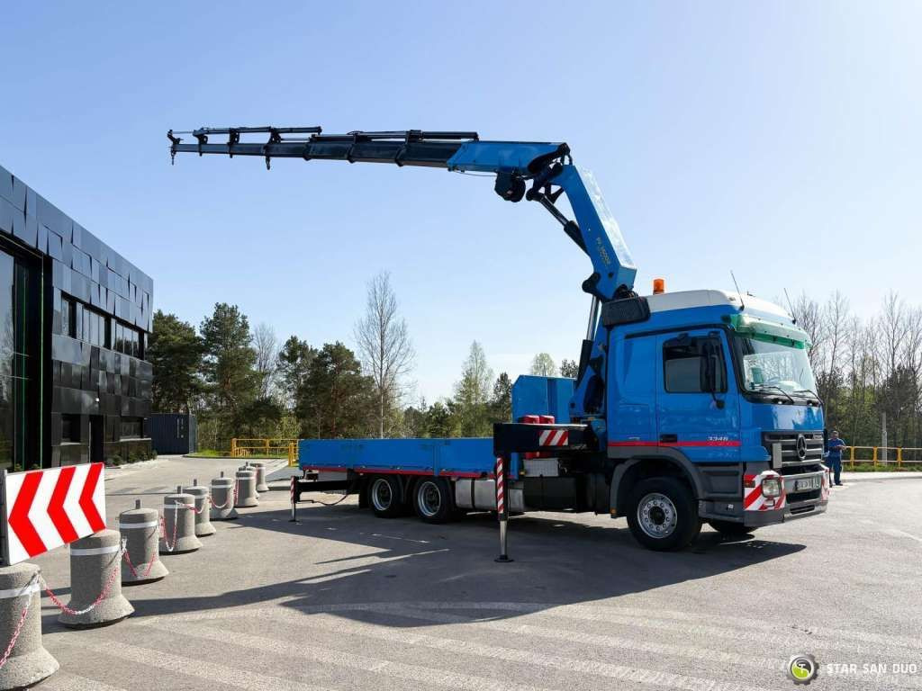 Mercedes-Benz ACTROS 2646L 6x4 PALFINGER 36002 Crane Winch - Camião grua: foto 4 Mercedes-Benz ACTROS 2646L 6x4 PALFINGER 36002 Crane Winch - Camião grua: foto 4