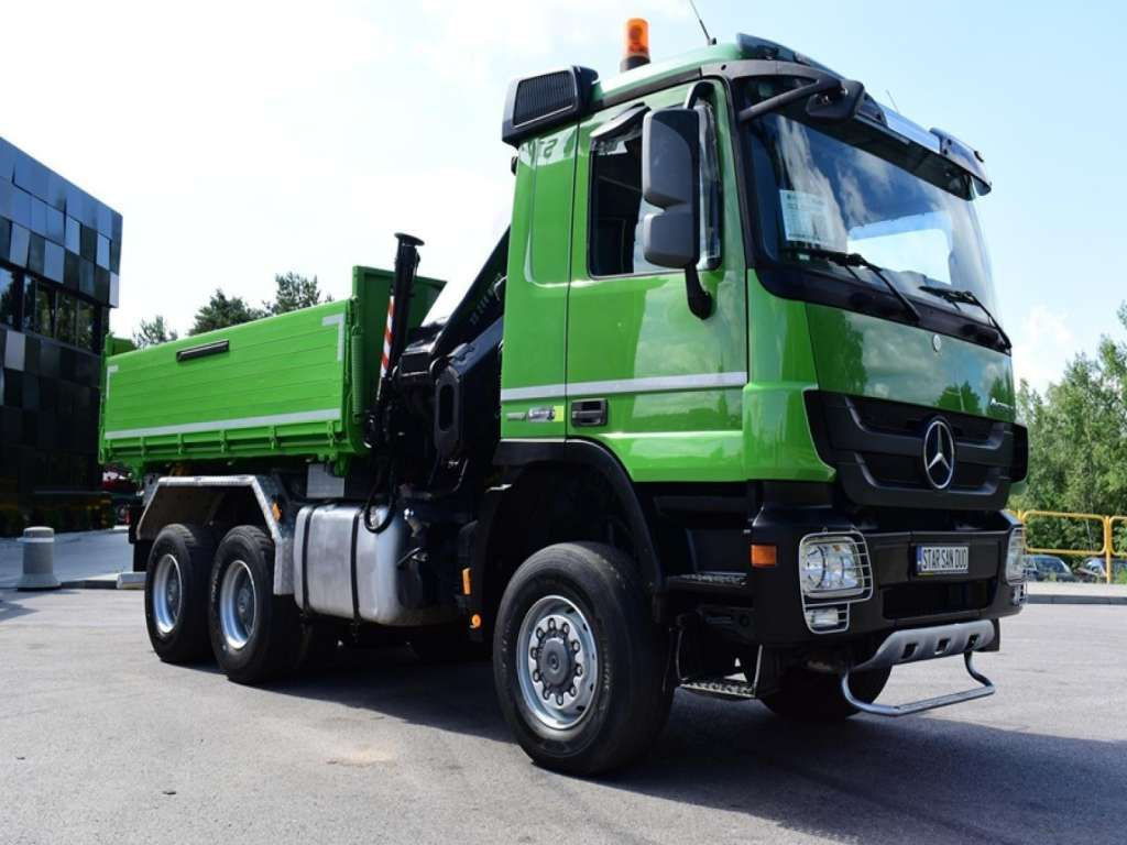 Mercedes-Benz ACTROS 3346 6x6 HIAB 244EP-4 Crane Kipper - Camião grua: foto 4 Mercedes-Benz ACTROS 3346 6x6 HIAB 244EP-4 Crane Kipper - Camião grua: foto 4
