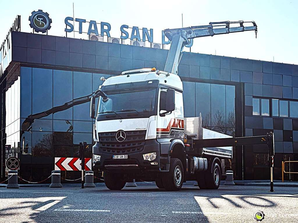 Mercedes-Benz AROCS 1851 4x4 PALFINGER PK 20002 Crane Kran - Camião grua: foto 1 Mercedes-Benz AROCS 1851 4x4 PALFINGER PK 20002 Crane Kran - Camião grua: foto 1