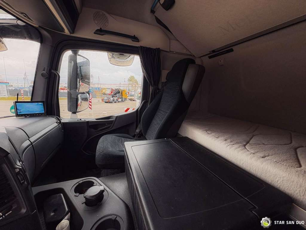 Camião grua Mercedes-Benz  AROCS 1851 PALFINGER PK 20002 Crane Kran: foto 18